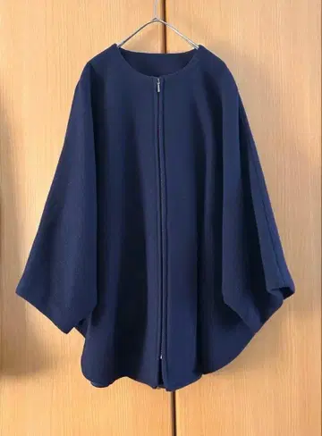 BEARDSLEY 비어즐리 판초 코트