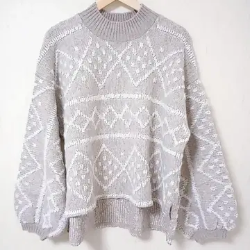 하이넥 패턴 니트 베이지 허니즈 GU 유니클로 시마무라 아베일