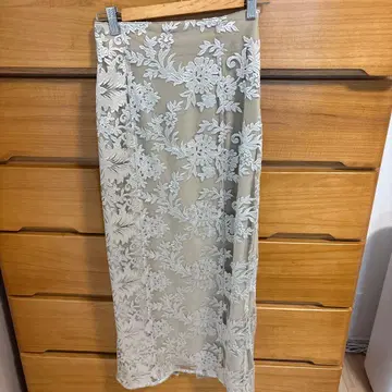 anuans 자수 베이지 타이트 스커트