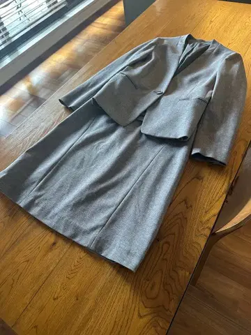 노리즈 스커트 셋업 그레이