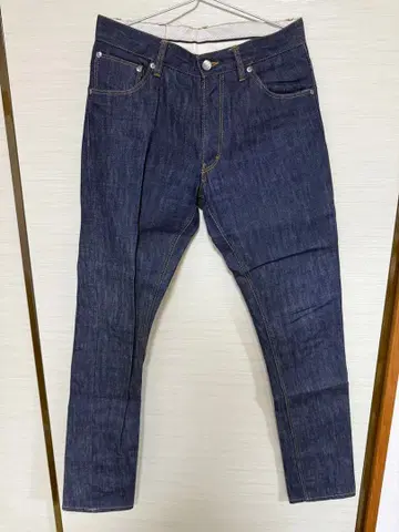 다크 네이비 슬림핏 데님 팬츠 WHYRED