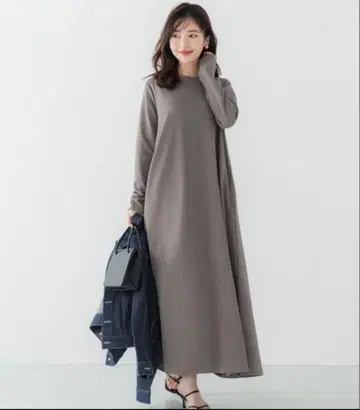 coca 엠보싱 가공 A라인 플레어 원피스 세트 판매