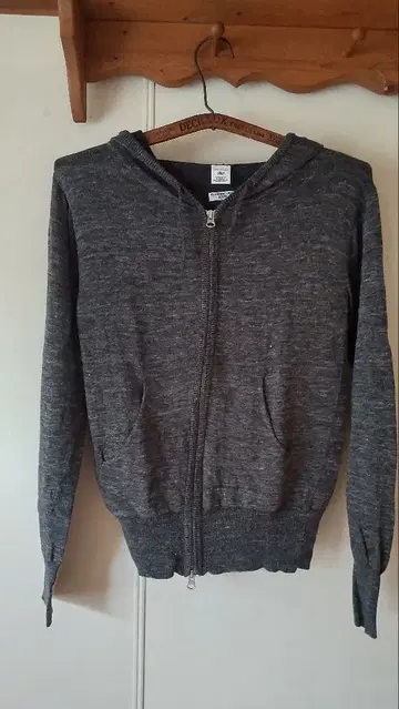 Tous les jours 그레이 풀 집업 후드