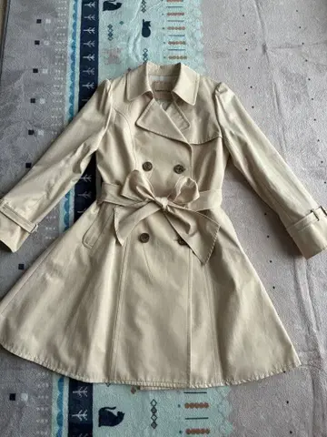 Apuweiser-riche 미사용 새상품 트렌치코트 베이지 사이즈 2