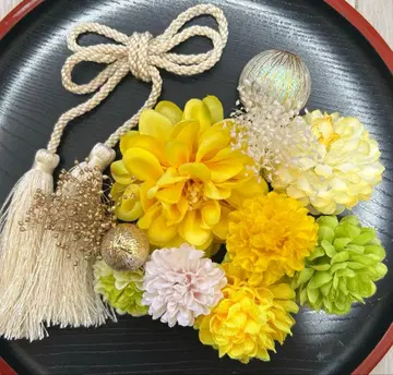 성인식 일본 의류 후리소데 시치고산 머리 장식