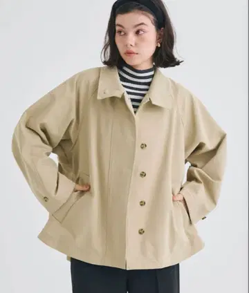 coca 플레어 스탠드 카라 코트