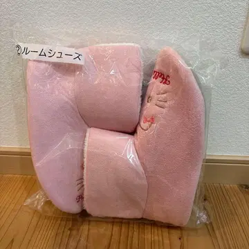 산리오 헬로키티 행운 복권 룸슈즈