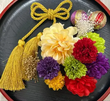 성인식 일본 의류 후리소데 시치고산 머리 장식