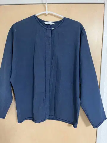 홈스펀 코튼 블라우스 색스 블루 S 사이즈