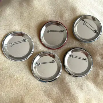 코단샤 캔뱃지 진격의 거인 공각기동대