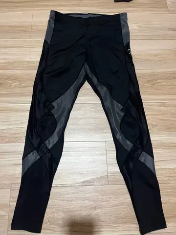 CW-X 블랙 그레이 스패츠 운동 스포츠