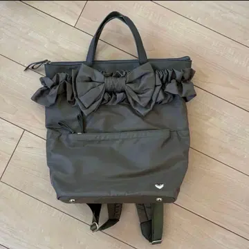 &LOVE 하트와 리본의 퀼팅 백팩