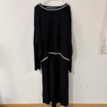 새상품급 [ XXL ] SHEIN 블랙 화이트 리브 셋업 팬츠