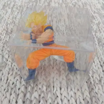 손오공 피규어 전투 포즈