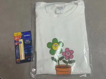 새상품 타쿠야 팬미팅 2025 빙고 경품 T셔츠 니베아 립 세트