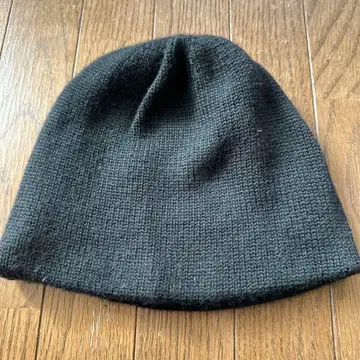 C-PLUS 블랙 니트 모자