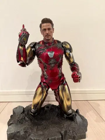 어벤져스/엔드 게임 아이언맨 마크85 (배틀 데미지 버전)