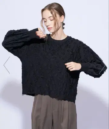 택 포함 미사용품 YEVS 자카드 풀오버 긴팔 블랙