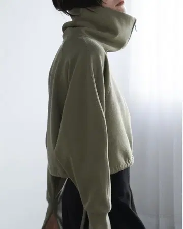 clane half zip short tops