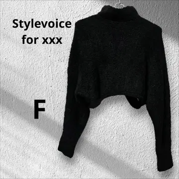 Stylevoice for xxx 푸와푸와 블랙 크롭 니트