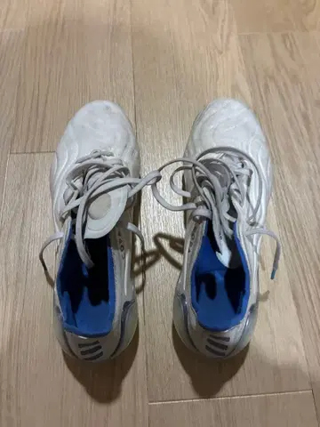 축구화 스파이크 화이트 10 US