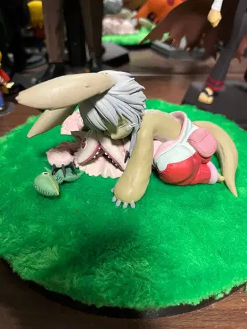 나나치&미티 프리잉제 피규어