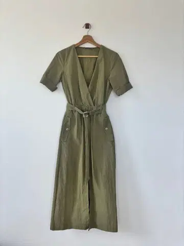 올리브색 반팔 셔츠 원피스