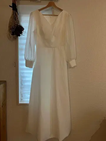 화이트 웨딩 드레스 벌룬 소매