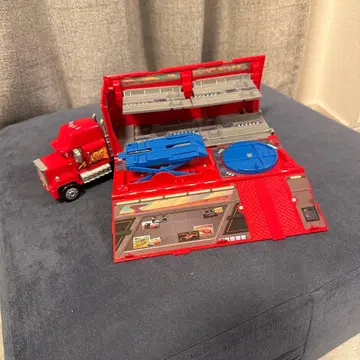 토미카 맥 트레일러