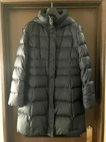 INDIVI 블랙 다운 자켓 38