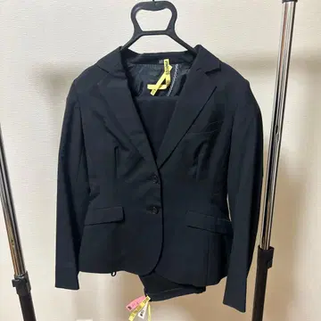 블랙 싱글 버튼 취업 정장 자켓