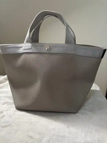 에르베샤 펠리에 707GP 마스티크 실버