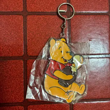 [ 새상품급 ] 곰돌이 푸 아크릴 키링 레트로 레어