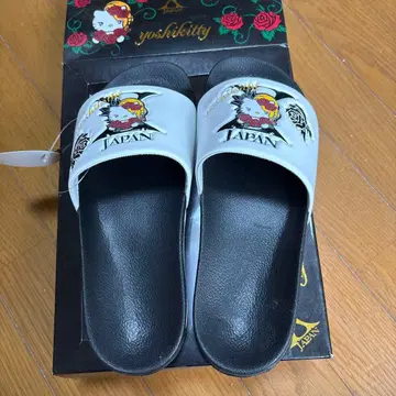 키티 XJAPAN 콜라보 샌들 [ 한정판 ]