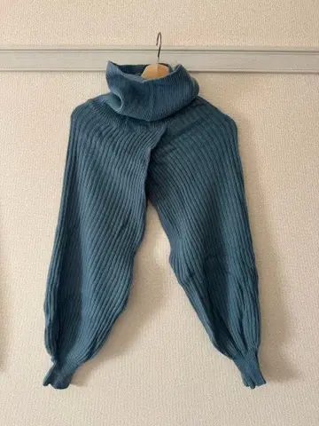 레이어드 터틀 니트