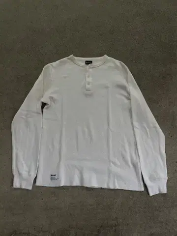 Schott 화이트 긴팔 티셔츠 S