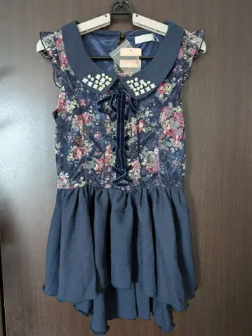 LIZLISA 슬리브리스 꽃무늬 튜닉 사이즈 0 미사용 새상품