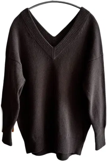 아파트먼트 L 모카 그레이 캐시미어 혼방 니트 스웨터