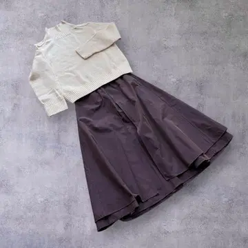 마가렛호웰 플레어 스커트