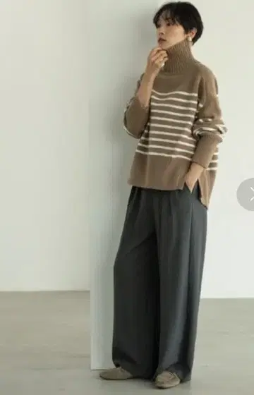 오파크 클립 드롭감 턱 와이드 스트레이트 팬츠 S 그레이