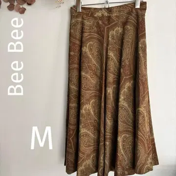 Bee Bee 페이즐리 무늬 플레어 스커트 브라운 계열