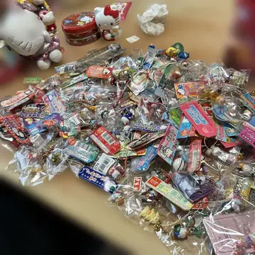 지역 한정 헬로키티 스트랩 세트