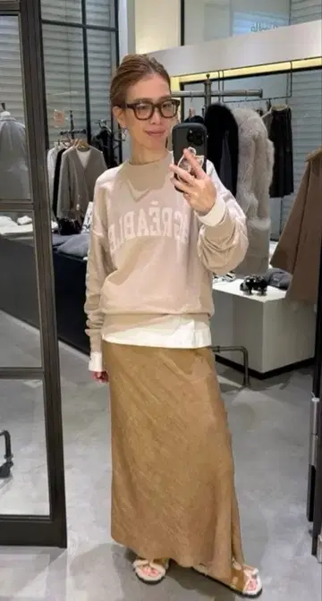 윔 가젯 맨투맨 완판