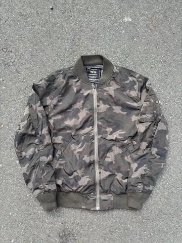 ALPHA 카모플라쥬 MA-1 플라이트 자켓