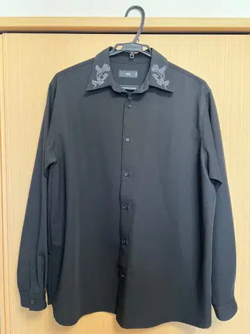 자수 긴팔 셔츠 M 사이즈