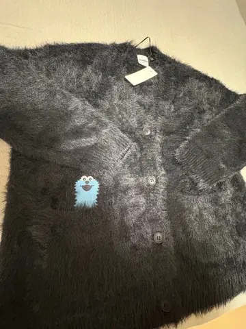 GU 퍼펫 스 콜라보 가디건 L 사이즈