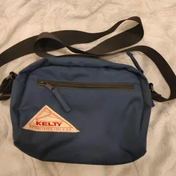 KELTY 네이비 숄더백