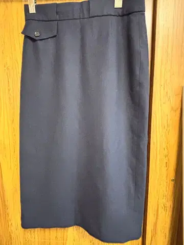 Theory luxe 울 네이비 스커트