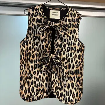 DAMSON MADDER 댐슨매더 레오파드 베스트 8 사이즈