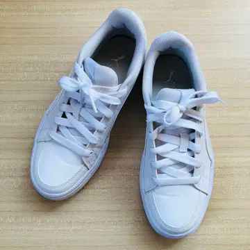 PUMA 푸마 스니커즈 SOFTFOAM+ 화이트 23cm